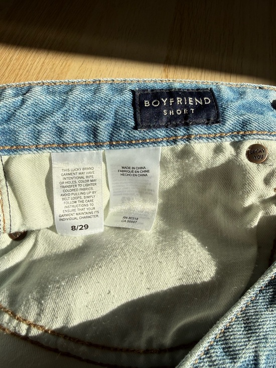 Lucky Brand Women’s Boyfriend Short Denim Jean Shorts - Size 8/29 - Picture 5 of 5